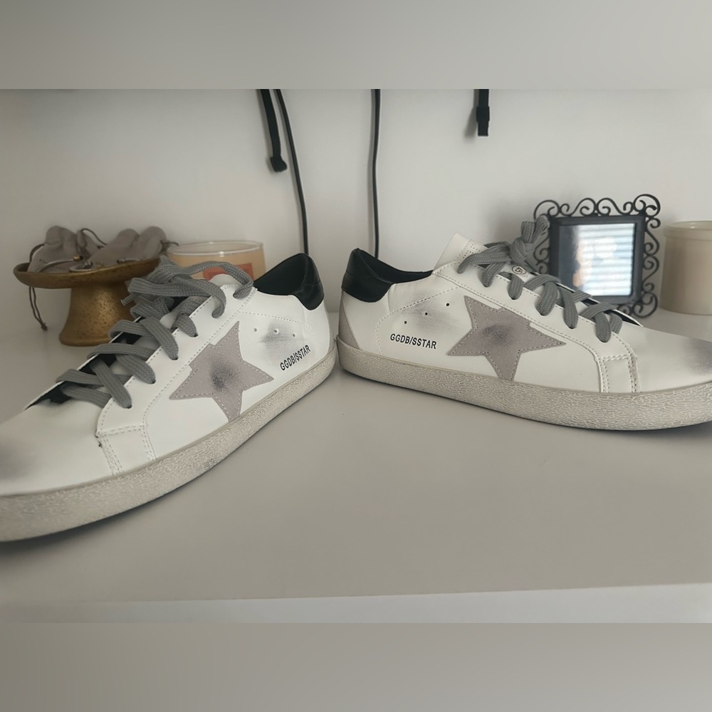 INSPIRED - Golden Goose Men’s/Womens shoes Size 45 Never have been worn